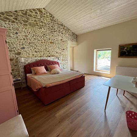 La Bergerie Des Amandiers Chambres Et Table D'Hotes 말라타번 외부 사진