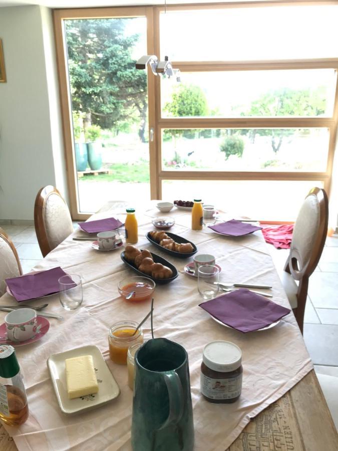 La Bergerie Des Amandiers Chambres Et Table D'Hotes 말라타번 외부 사진